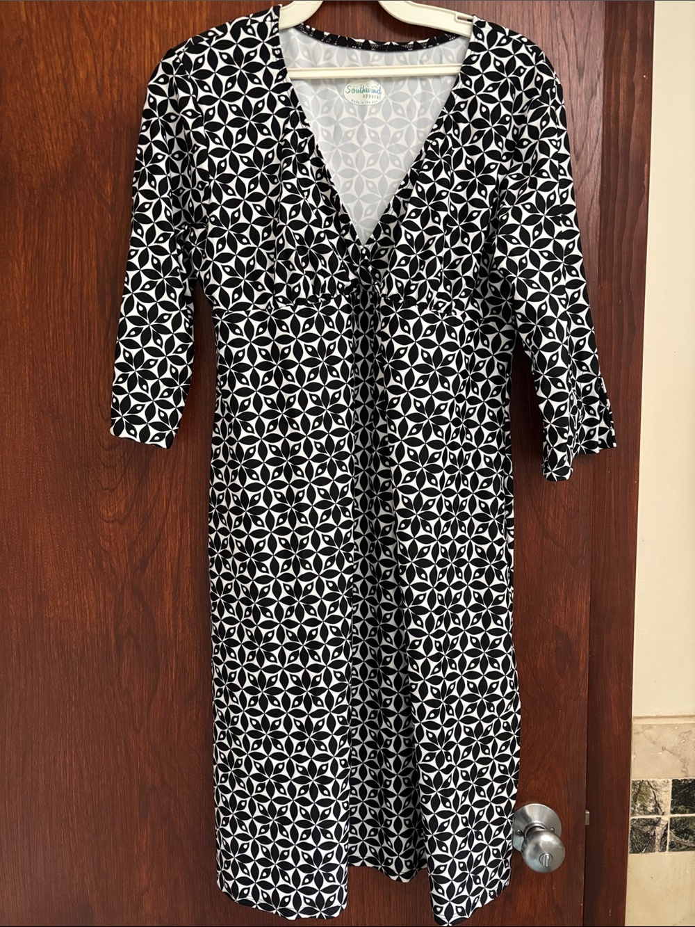 Black & White Flattering V-Neck Dress